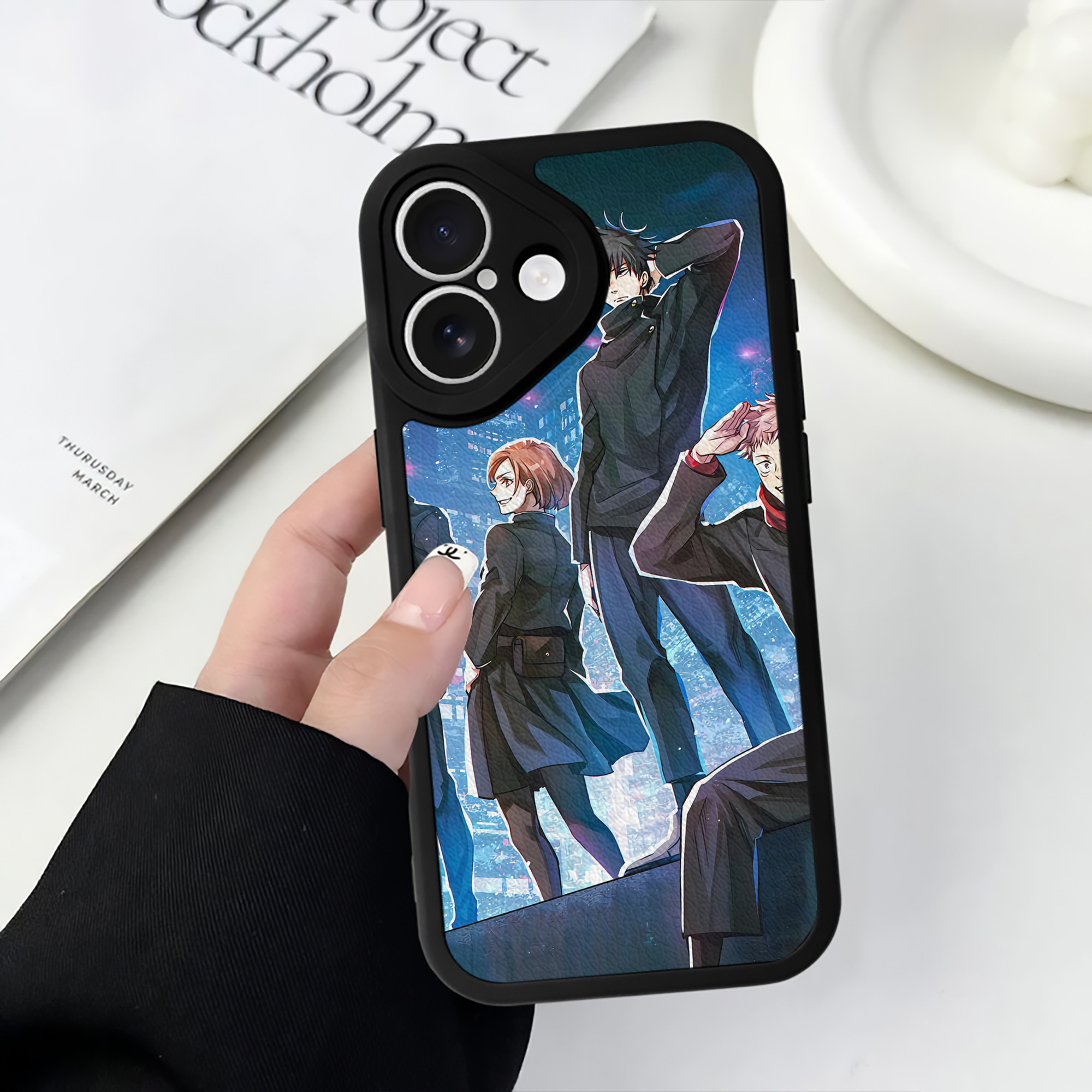 （画像用） 呪術廻戦 Jujutsu Kaisen 【iPhone 16シリーズ対応】シリコンスマホケース（レザー調） 材質：シリコン